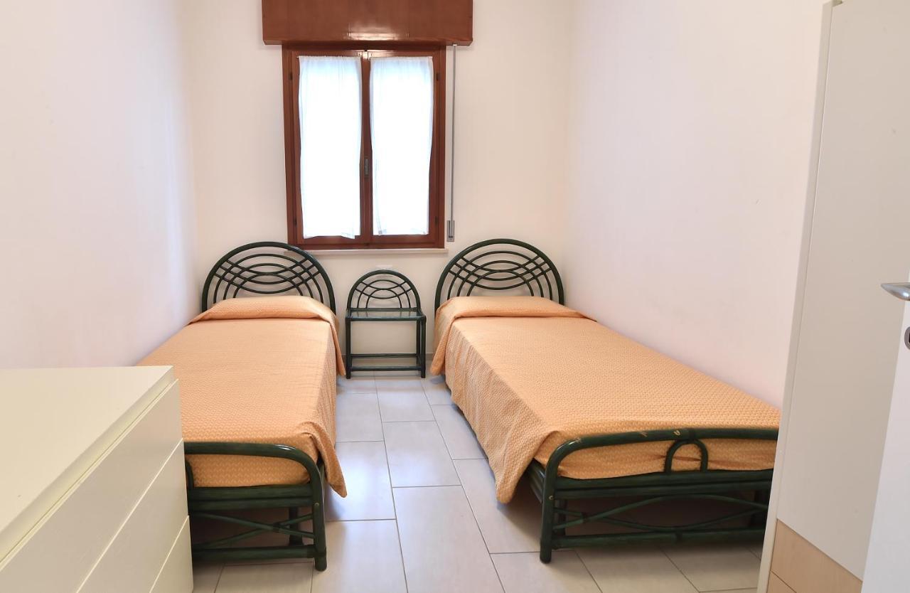 Villa Rosa Линяно Сабиадоро Екстериор снимка