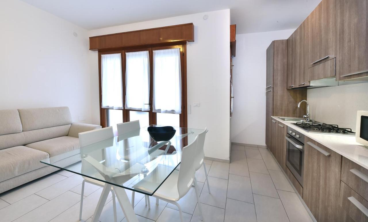 Villa Rosa Линяно Сабиадоро Екстериор снимка